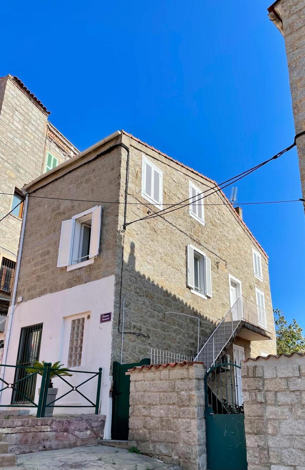 Duplex En Plein Centre Apartment Проприано Екстериор снимка