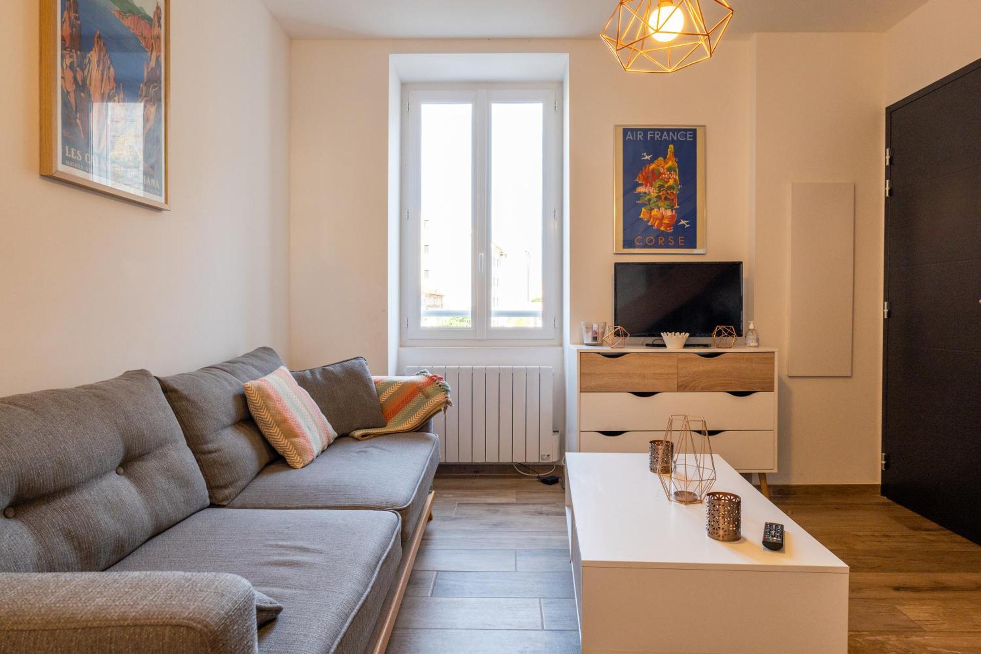 Duplex En Plein Centre Apartment Проприано Екстериор снимка